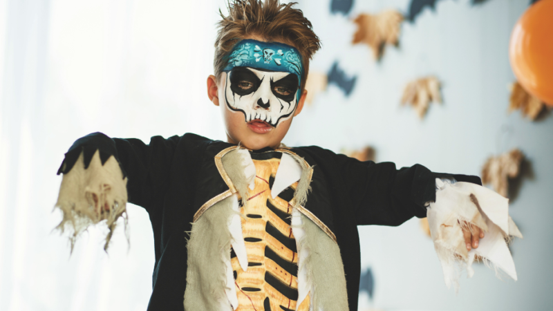 histoire halloween enfant déguisé en zombie