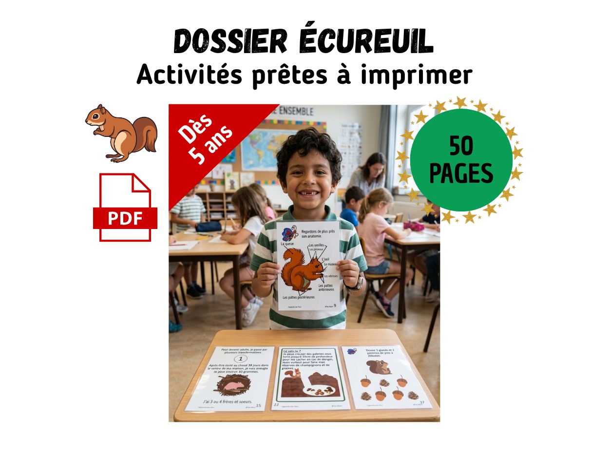 Enfant souriant en classe présentant une fiche d'anatomie de l'écureuil issue du dossier pédagogique de 50 pages.